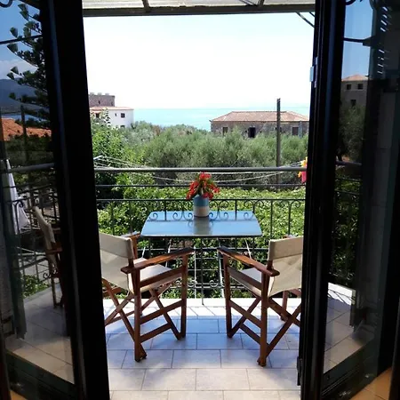 Skardamoula's And Apartments, 2 *