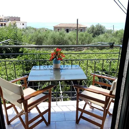 Skardamoula's And Apartments, 2 *