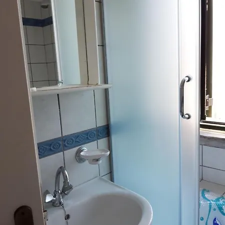 Skardamoula's And Apartments, 2