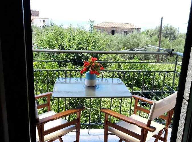 Skardamoula's And Apartments, 2 קרדמילי