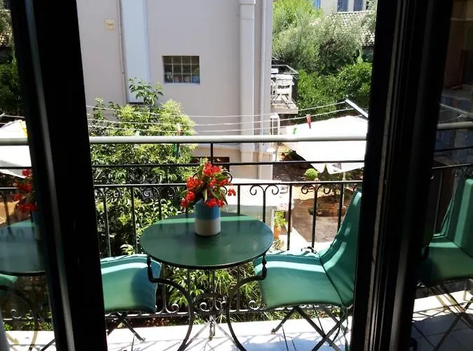 Skardamoula's And Apartments, 2 דירה *