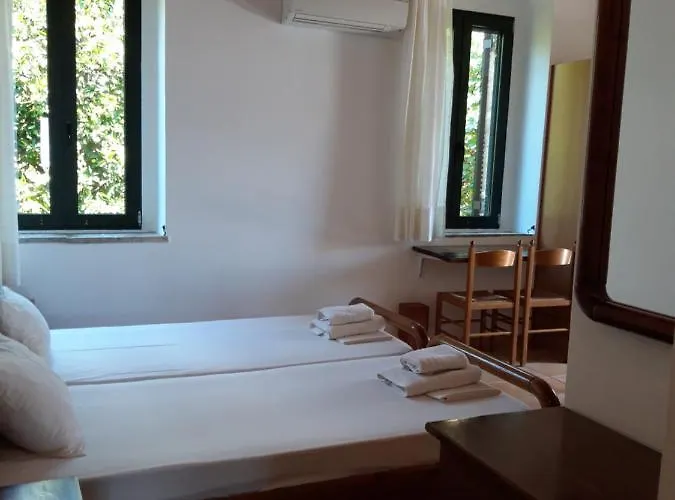 Skardamoula's And Apartments, 2 דירה