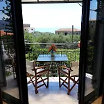 Skardamoula's And Apartments, 2 *