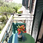 Skardamoula's And Apartments, 2 Kardamyli