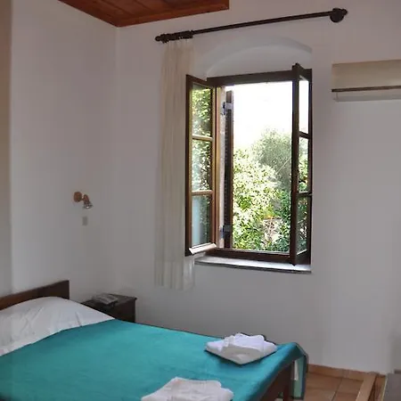 Skardamoula's And Apartments, 2 *