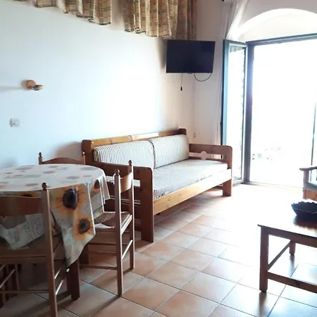 Skardamoula's And Apartments, 2