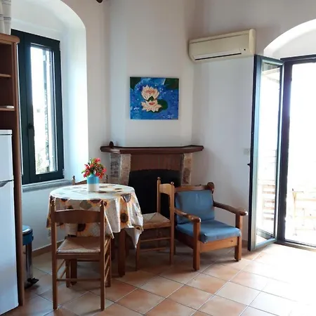 Skardamoula's And Apartments, 2 Kardamyli