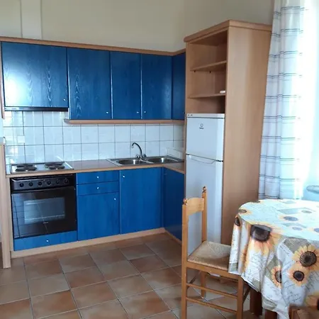 Skardamoula's And Apartments, 2 Appartement Kardhamili