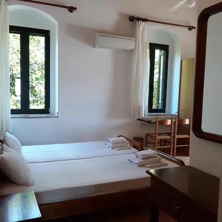 Skardamoula's And Apartments, 2 Kardamyli