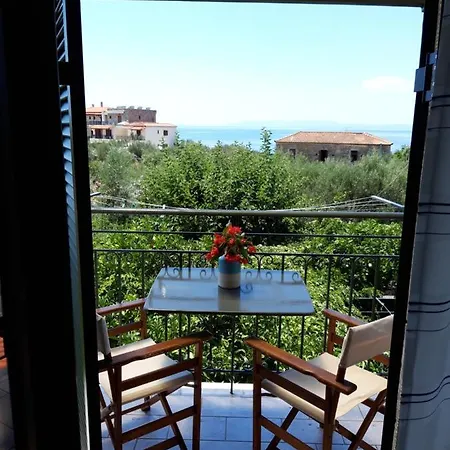 Skardamoula's And Apartments, 2 Apartment Kardamyli