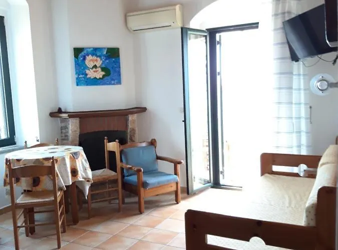Skardamoula's And Apartments, 2 Appartement Kardhamili