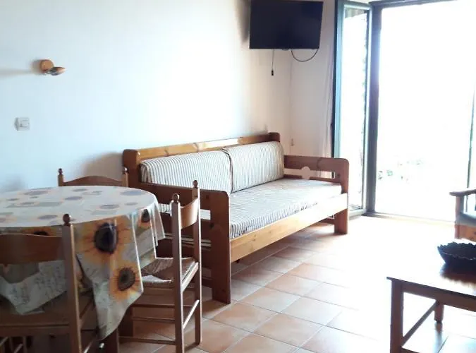 Skardamoula's And Apartments, 2