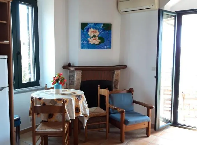 Skardamoula's And Apartments, 2 Kardamyli