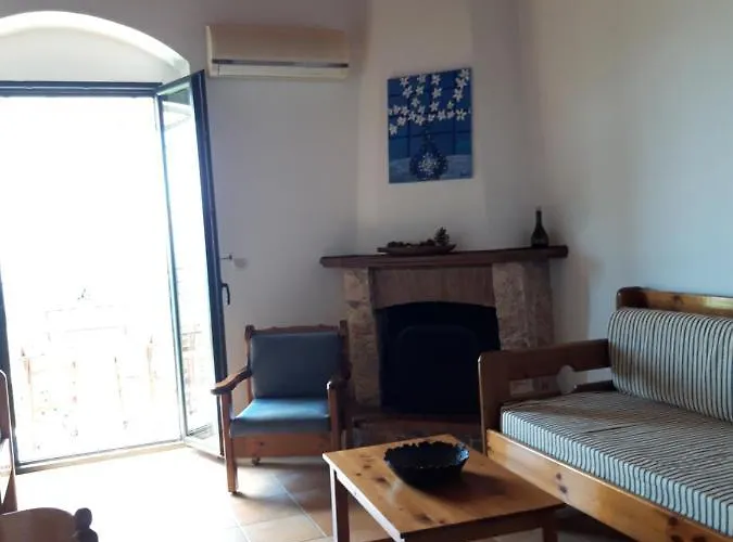 Skardamoula's And Apartments, 2