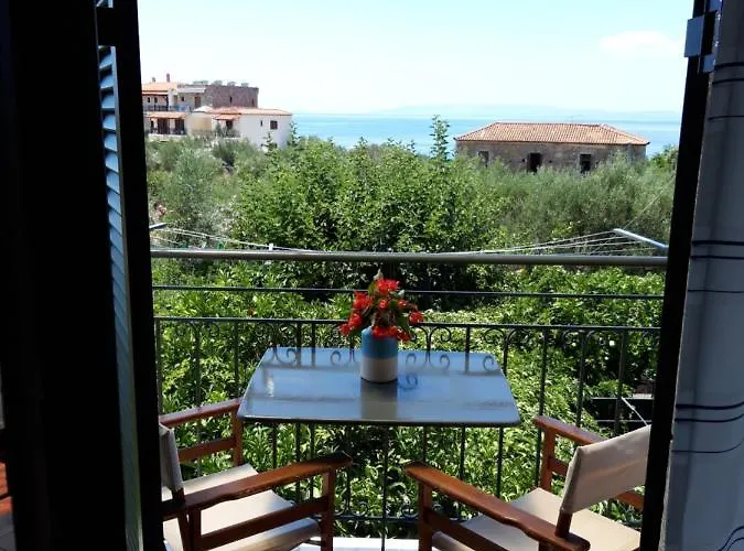 Skardamoula's And Apartments, 2 Apartman Kardamíli