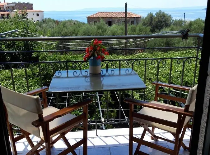 Skardamoula's And Apartments, 2 *